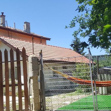 Луна Varna Bagian luar foto